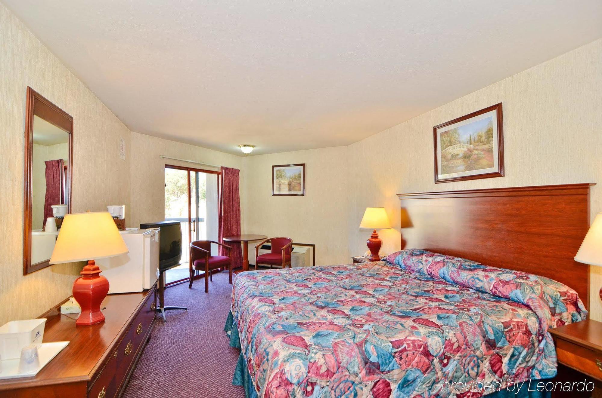 Americas Best Value Inn Novato Marin Sonoma Ruang foto