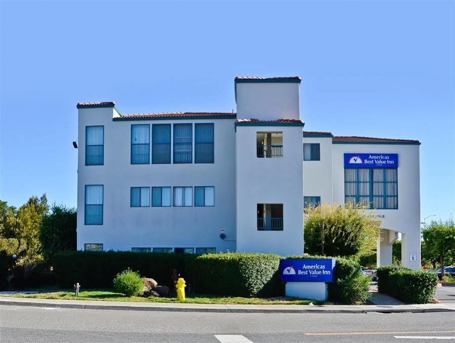 Americas Best Value Inn Novato Marin Sonoma Bagian luar foto